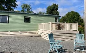 2 Bedroom Chalet In Chwilog On The Llyn Peninsula